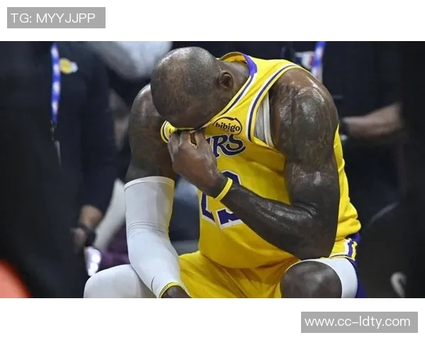 米切尔致敬泰森强调詹姆斯为克城首冠奠定重要基础